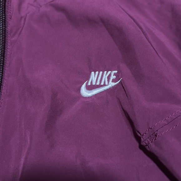 Nike Windbreaker Jacket - Picture 3 of 8